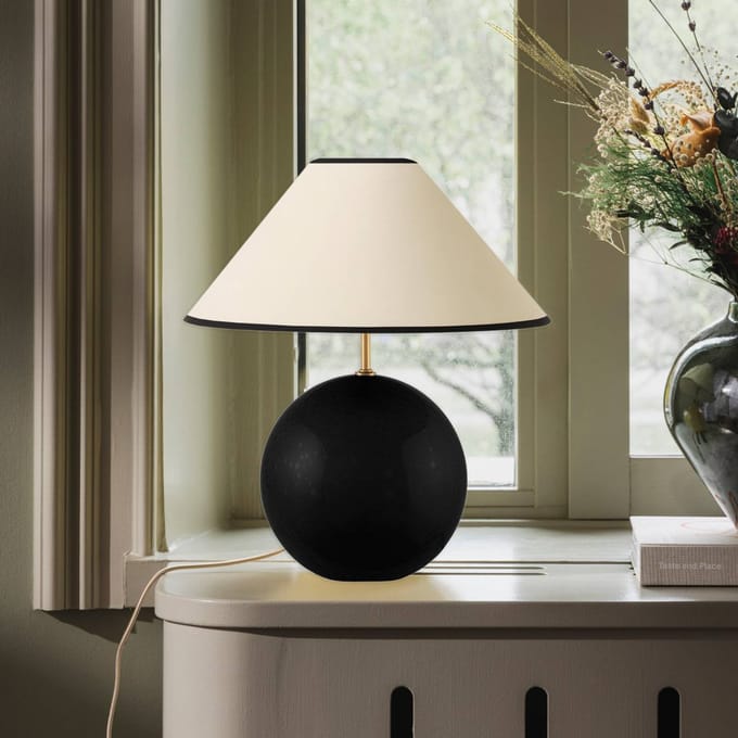 Globen Lighting tafellamp IRIS, beige/zwart, hoogte 39 cm