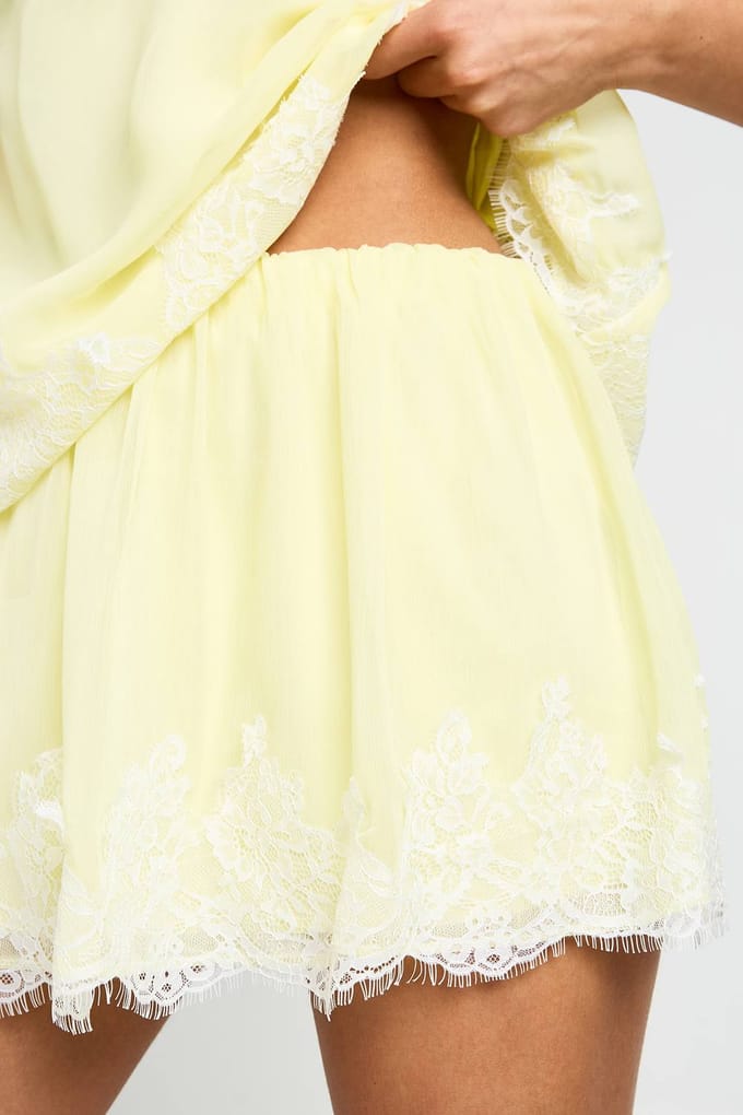 boohoo Dames Chiffon Minirok Met Kanten Rand | Citroen | Maat: 40
