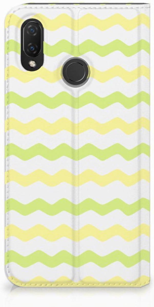 Huawei P Smart Plus Hoesje met Magneet Waves Yellow