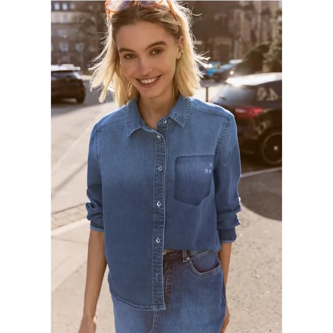Spijkerblouse met lange mouwen en overhemdkraag