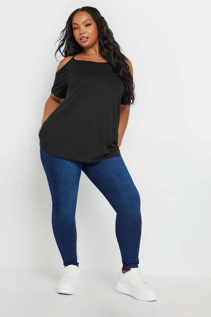 Yours Tshirt Met Blote Schouders In Zwart Size 44