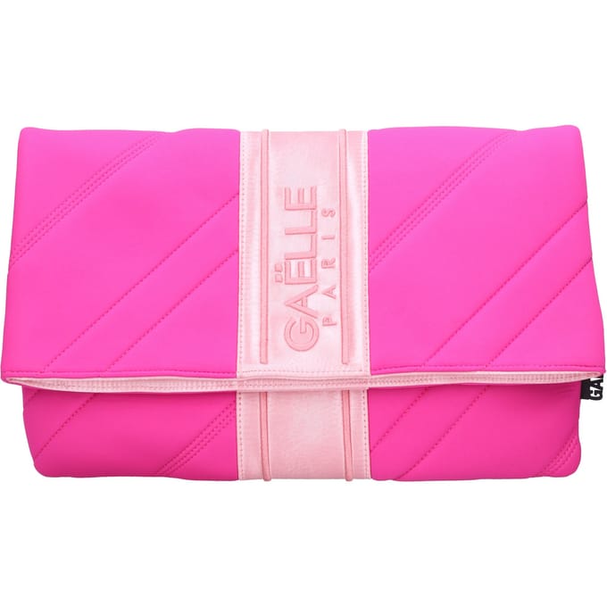 Gaelle Zakken... Fuchsia