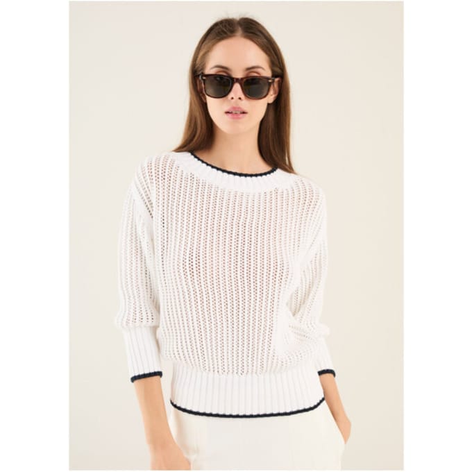Anneclaire 32391 3354600  Wit 383 D1537