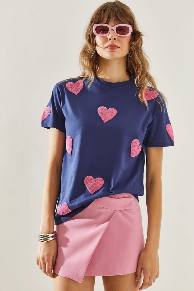 Hartpatroon Geborduurde Rondhals T-shirt