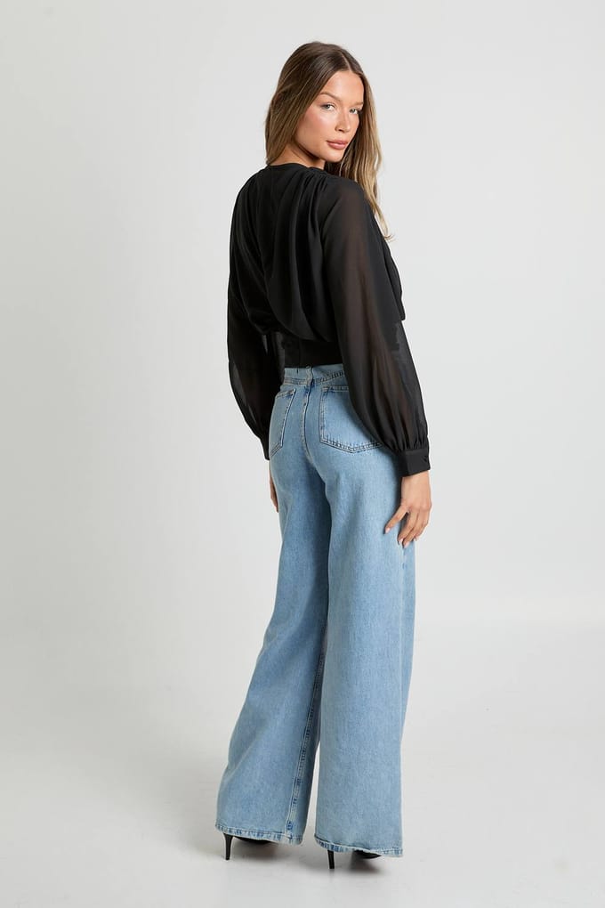 boohoo Dames Drapeerde chiffon blouse met diepe V-hals | Zwart | Maat: 38