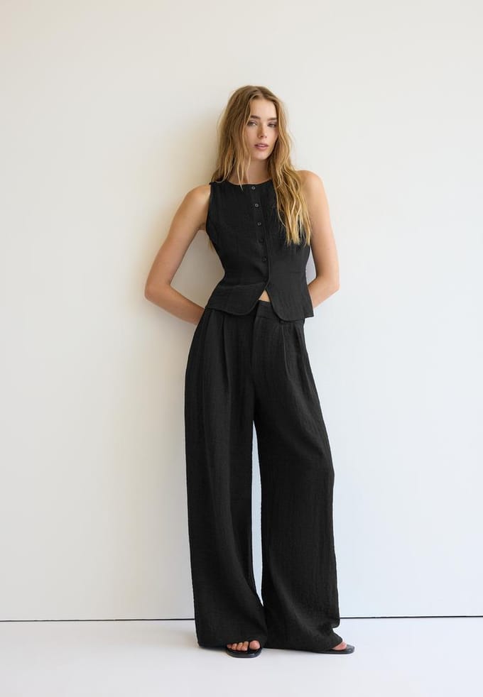 Stradivarius Gilet met knopen  Zwart S