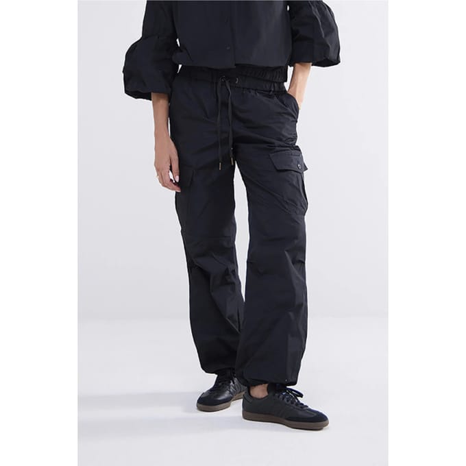 Summum Woman Trousers Taft Black Maat: 34 | Cargobroeken Outlet | Dames | Zwart