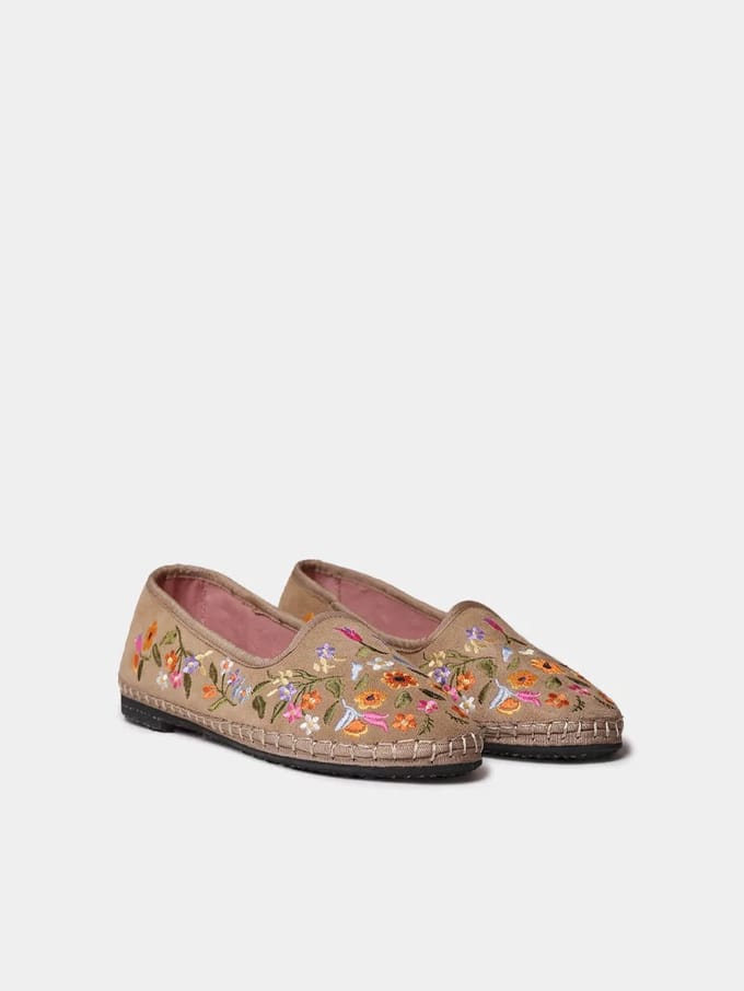 Suède ballerina-jurk voor dames met geborduurde bloemen | PERALADA