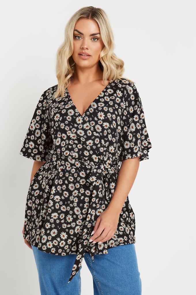 Yours Wikkeltop Met Madeliefjesprint En Textuur In Zwart Size 48