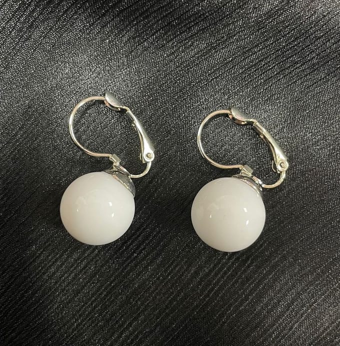 Oorhangers - Wit, zilverkleurig - Elegant - 3 Centimeter - Damesdingetjes