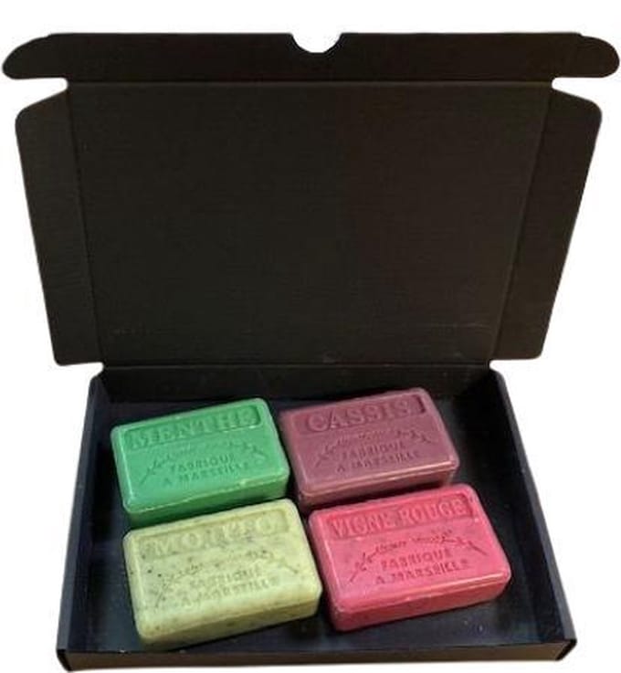 Soap bar set - zeep savon de marseille Menthe, Mojito, Casis, Vigne rouge zomergeuren 4x125 gr.