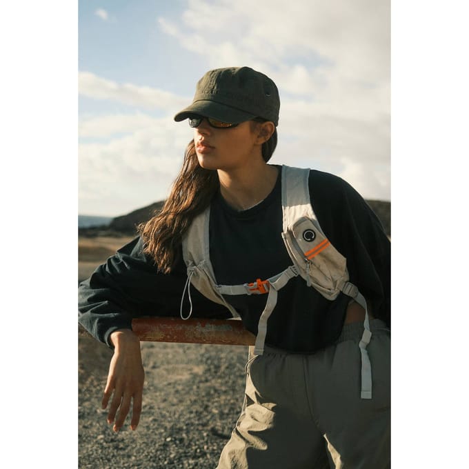 Dames Dsgn Studio Zwaar Gewassen Oversized Lange Mouw Crop T-shirt | Washed Black | Maat: Medium