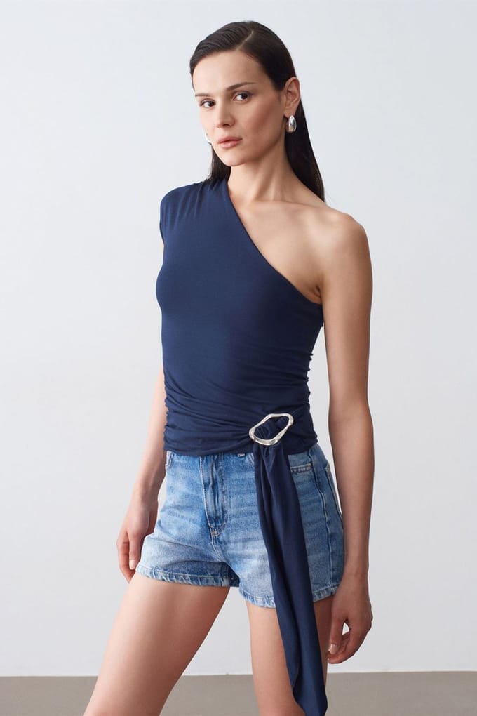 Slim Fit Off-Shoulder Jersey Blouse Met Strikdetail