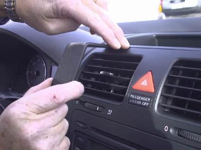 Brodit ProClip houder geschikt voor Volkswagen Golf V 2004-2006 Center mount