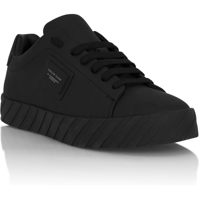 Lo-Top Sneakers Placca