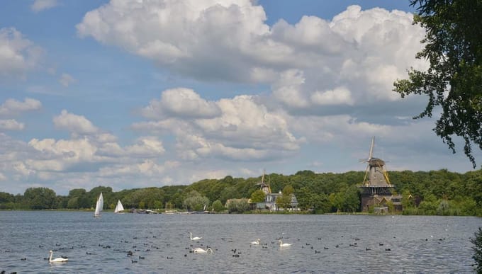 Fotobehang Kralingse Plas Rotterdam 450 x 260 cm - € 295,--