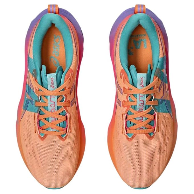 Asics Novablast 5 Chaussures de Course Confortables Ajustement Parfait Chaussures de Course Unisexes Orange Vif Bleu 1013A213-800 37 beige