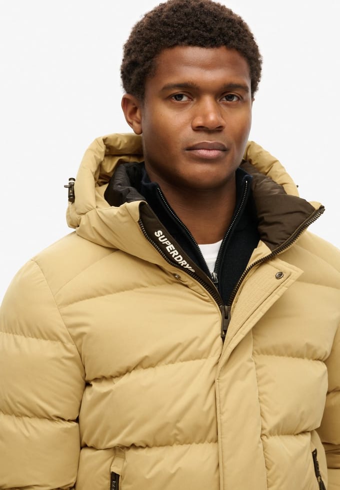 Superdry - Onze Sport-pufferjas van microvezel met capuchon - Heren - Gewatteerde jassen