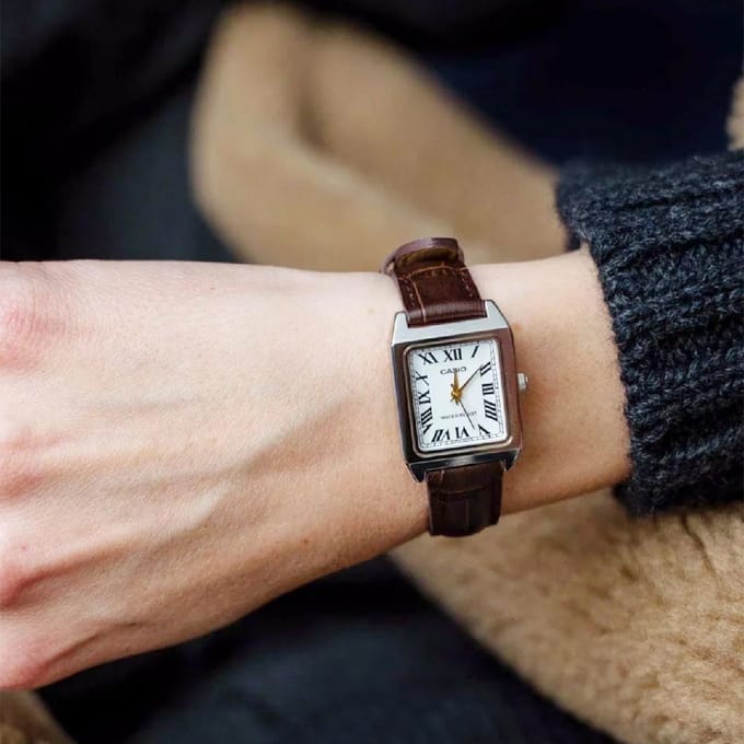 Casio Casio Collection LTP-B150L-7B2EF Horloge - Leer - Bruin - Ø 23.5 mm
