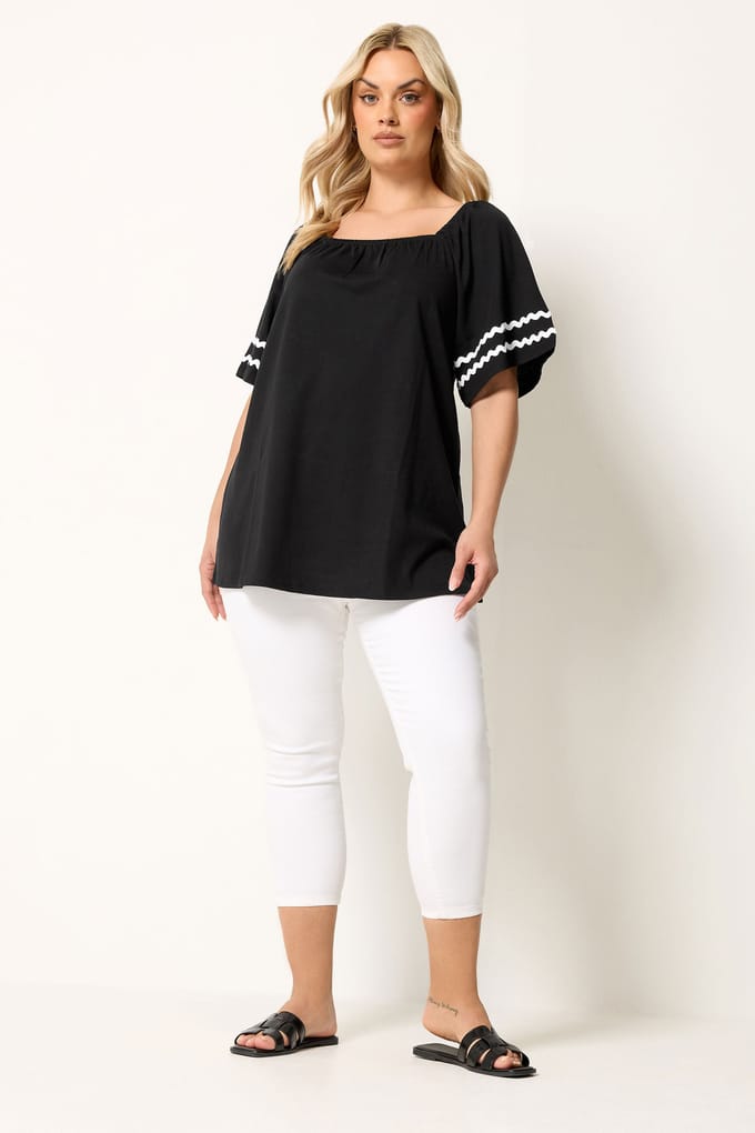 Yours Zwart Tshirt Met Contrasterende Rand En Vierkante Hals Size 42
