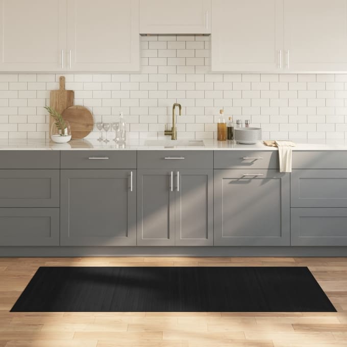 vidaXL - Vloerkleed - rechthoekig - 80x200 - cm - bamboe - zwart
