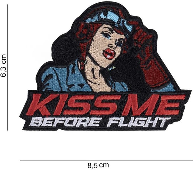 Embleem stof Kiss me before flight met klittenband