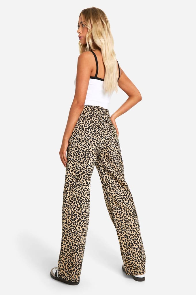 boohoo Dames Leopard Denim Rechtse Pijpen Jeans | Beige | Maat: 6