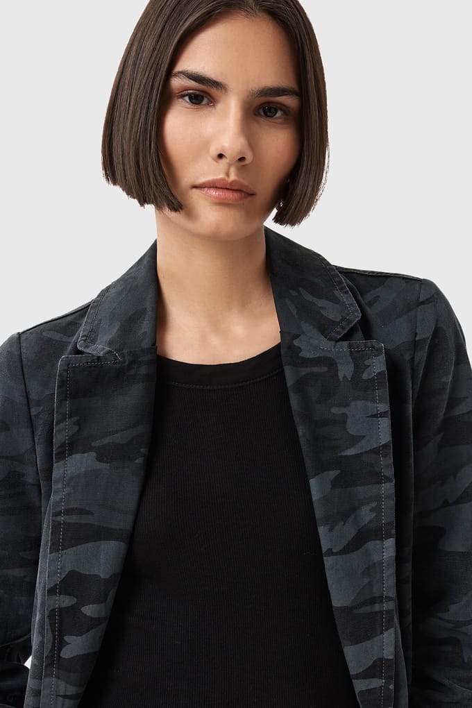 AllSaints Aleida Denim Blazer Camo Ink Blue Größe: 6 | Blazer Outlet | Damen | Blau