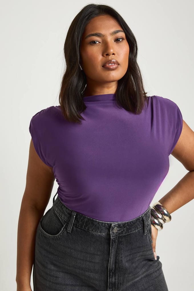 boohoo Dames Plus Schoudervulling Mouwloze Bodysuit | Plum | Maat: 18