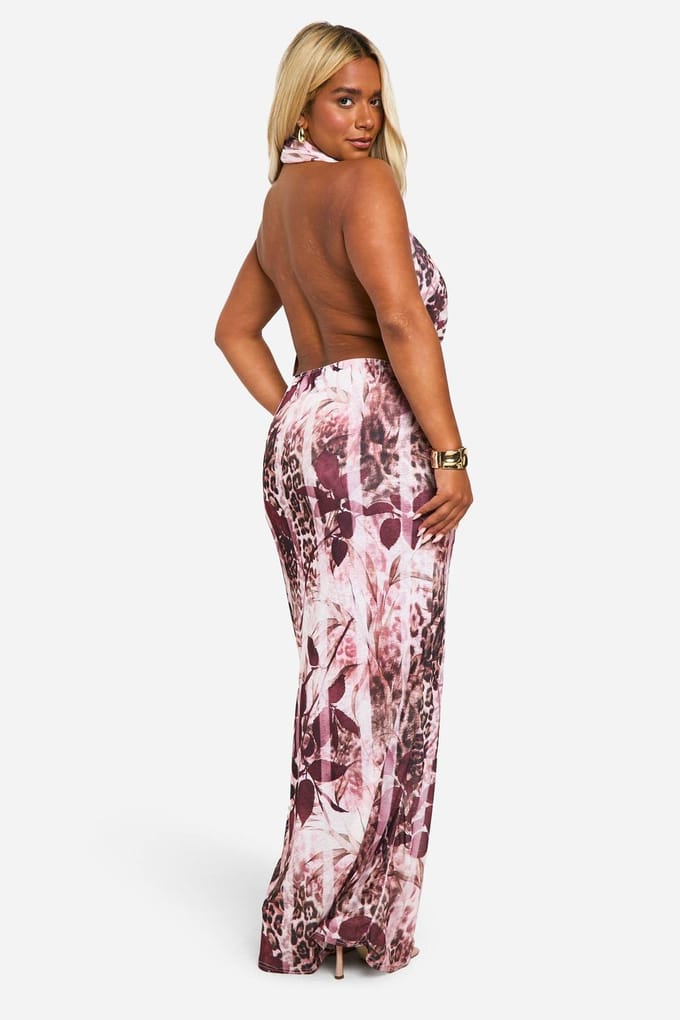 boohoo Dames Plus Dierenprint Halterneck Maxi Jurk | Roze | Maat: 54
