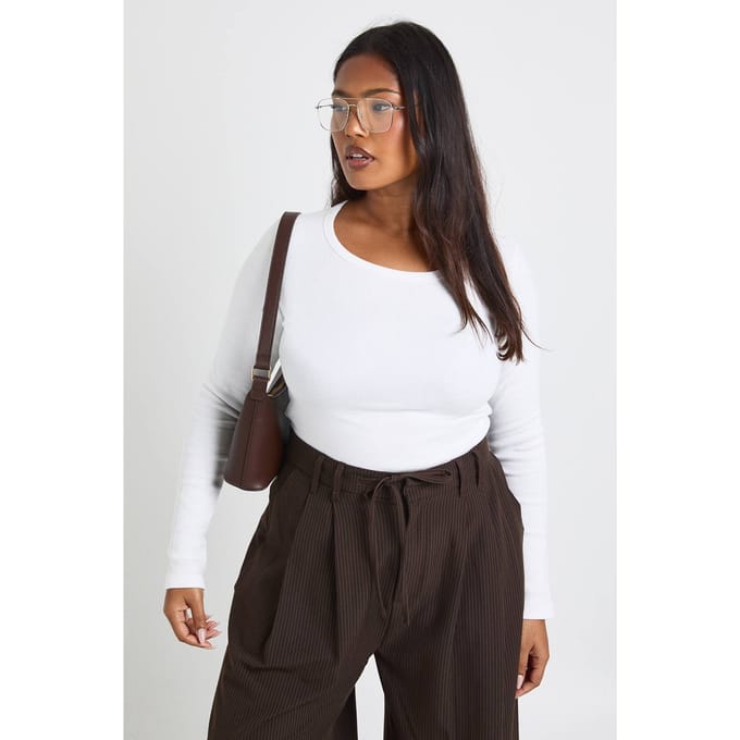 boohoo Dames Plus Basic Geribbelde Scoop-hals Longline Lange Mouwen Getailleerde Top | Wit | Maat: 44
