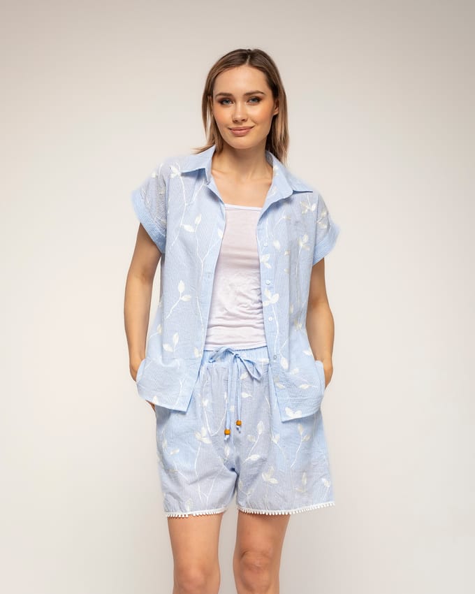 Gestreepte blouse met borduursels en korte mouwen met omslag
