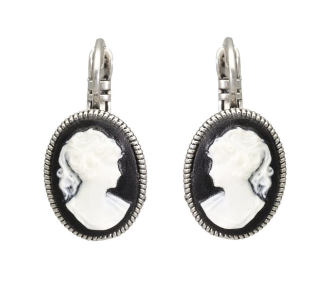 Camps & Camps Oorhangers 1A030 Cameo Jet Black
