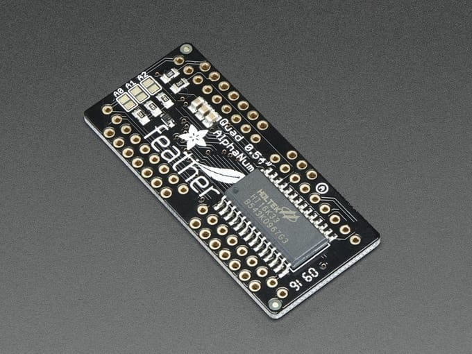 14-Segment Alphanumeric LED FeatherWing Adafruit 3089