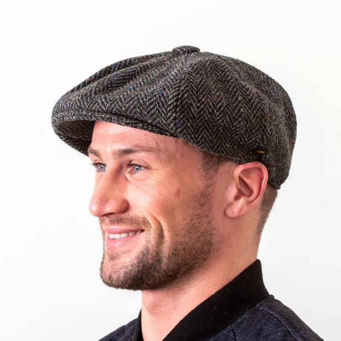 Hatman of Ireland Baker Boy / Gatsby 100% Donegal Tweed Charcoal maat Medium (58cm)