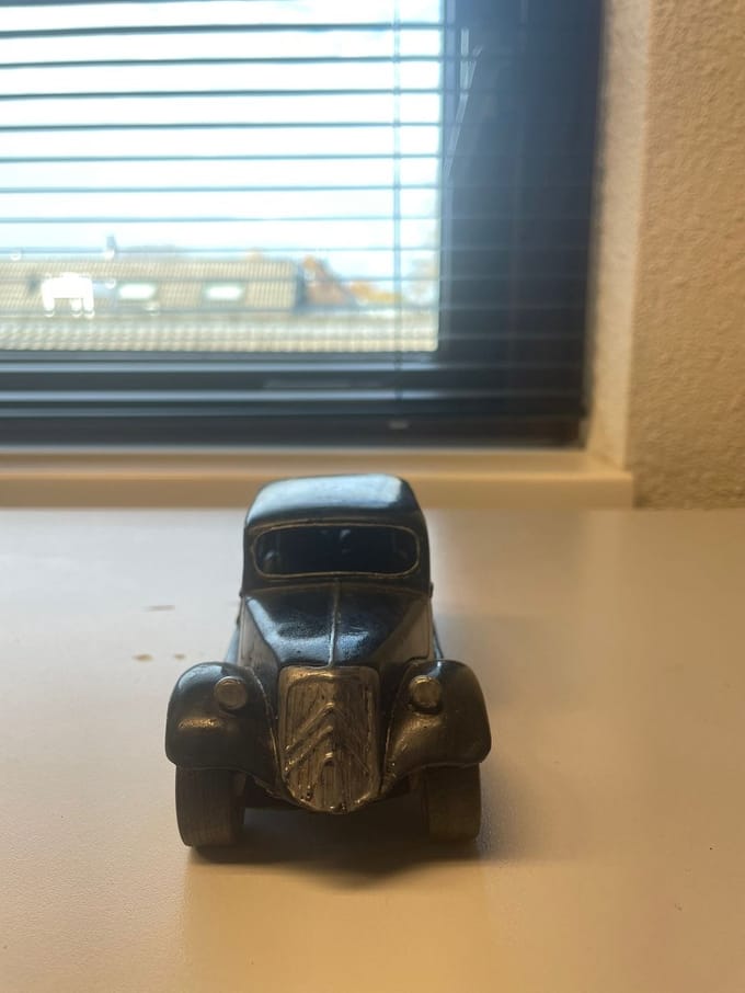 Citroen traction avant, polystone