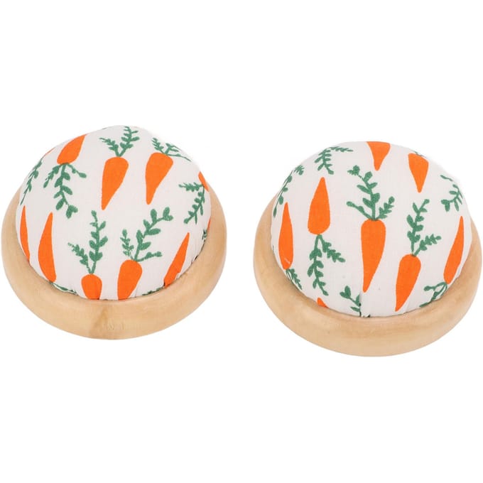 2 stuks Naaldkussen Houten Basis Handsfree Draagbaar Lichtgewicht Schattig Patroon Ontwerp Naaldkussen white