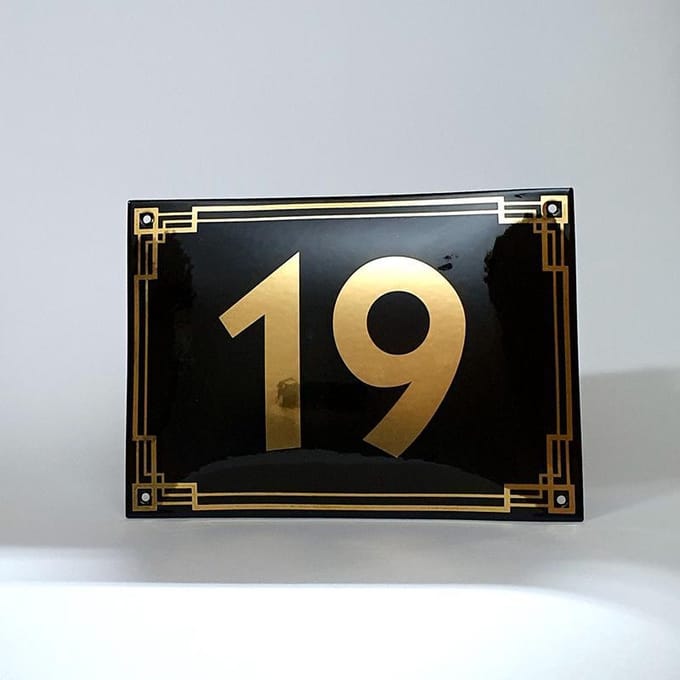 Art deco | jaren ’30 | luxe emaille huisnummer - 19