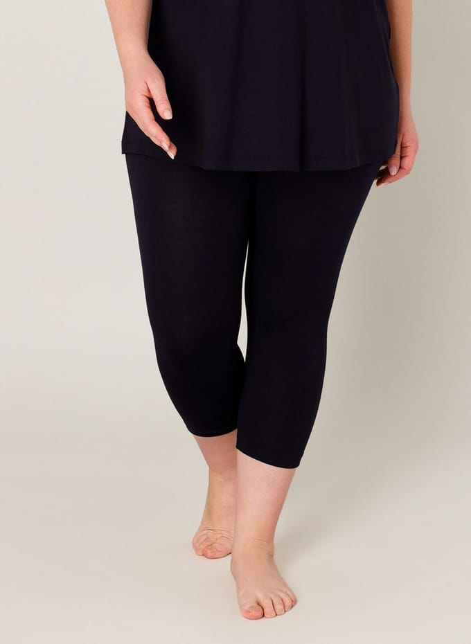 BASE LEVEL CURVY Audrey Legging - Dark Blue - maat 1(48)