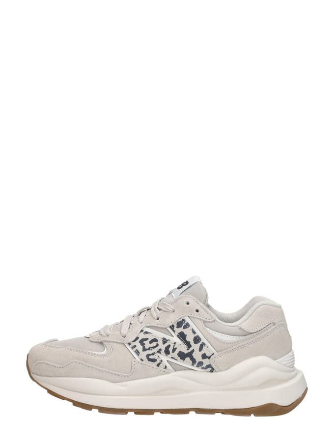 New Balance 5740 Timberwolf Taglia: 38 | Sneakers Outlet | Donna | Grigio