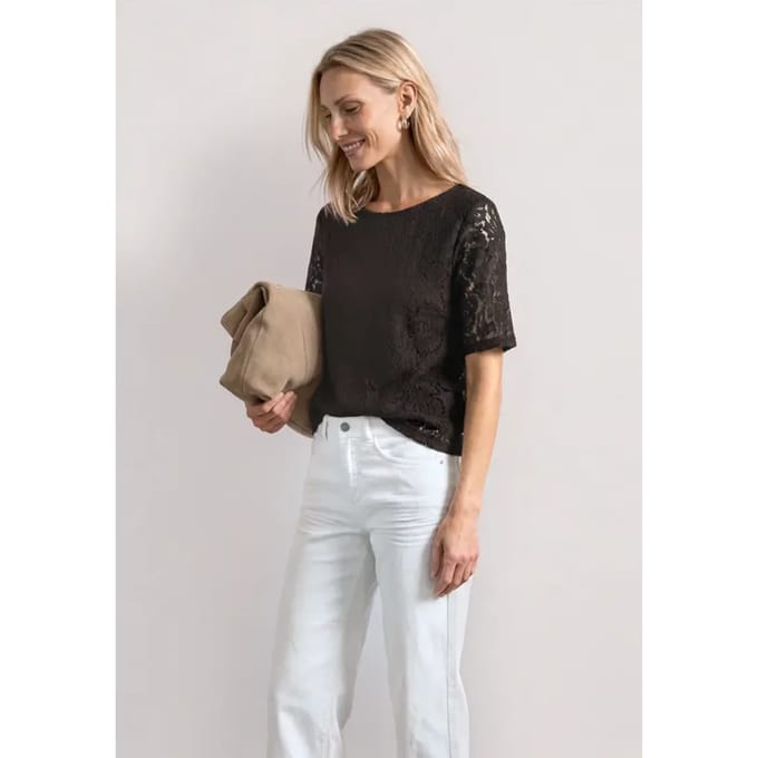 2-in-1 Shirt van kant met onderhemdje