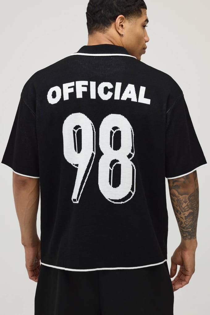 Oversized Boxy Polo Met Motografische Print Gebreid | Black | Size Medium