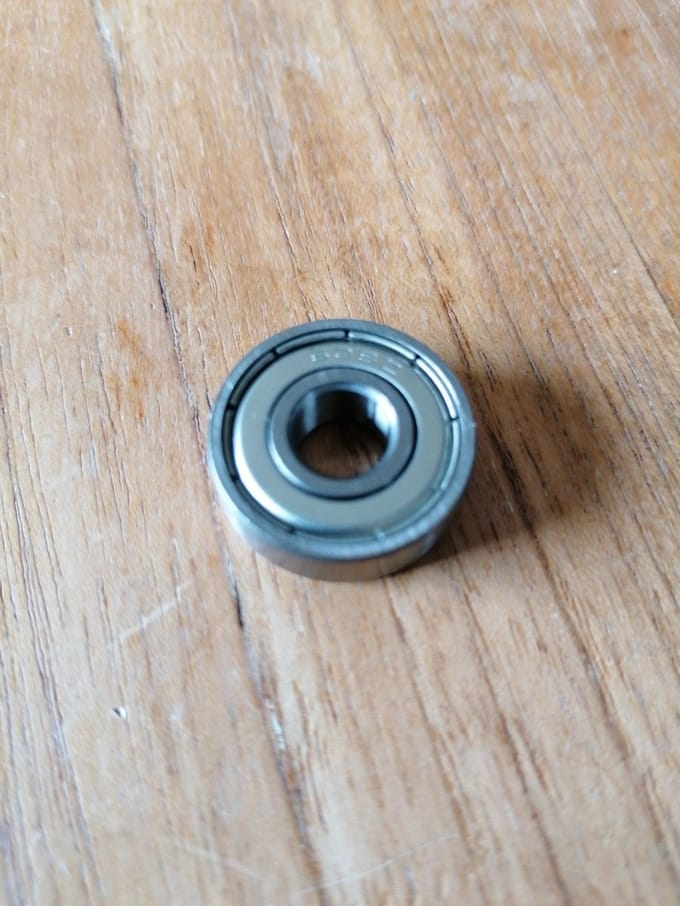 Lager 608 ZZ    Binnendiameter   8mm   Buitendiameter   22mm   Breedte  7mm