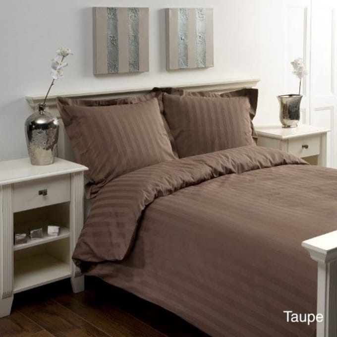 Papillon Uni Satijn Streep - dekbedovertrek - eenpersoons - 140 x 200/220 - Zand