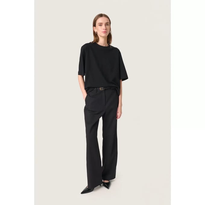 Basis T-shirt voor dames Soaked in Luxury Jina