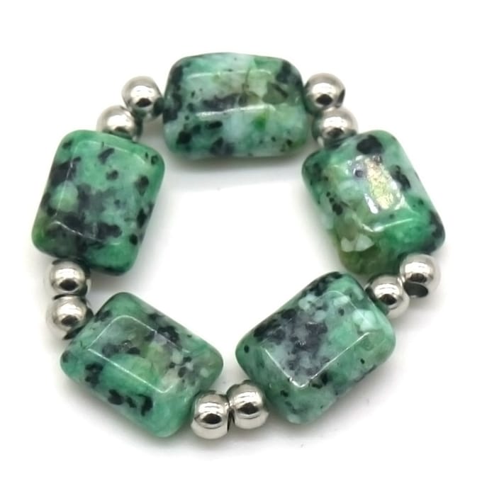 Ring met Steentjes - RVS - One Size - Zilverkleurig en Groen