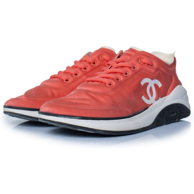 Chanel 19P roze lycra CC-logo lage sneakers