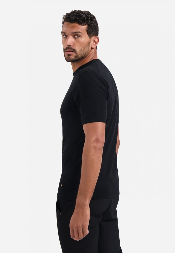 No Excess Pullover Short Sleeve Crewneck Solid Jacquard Black Größe: L | Basic T-Shirts Outlet | Herren | Schwarz