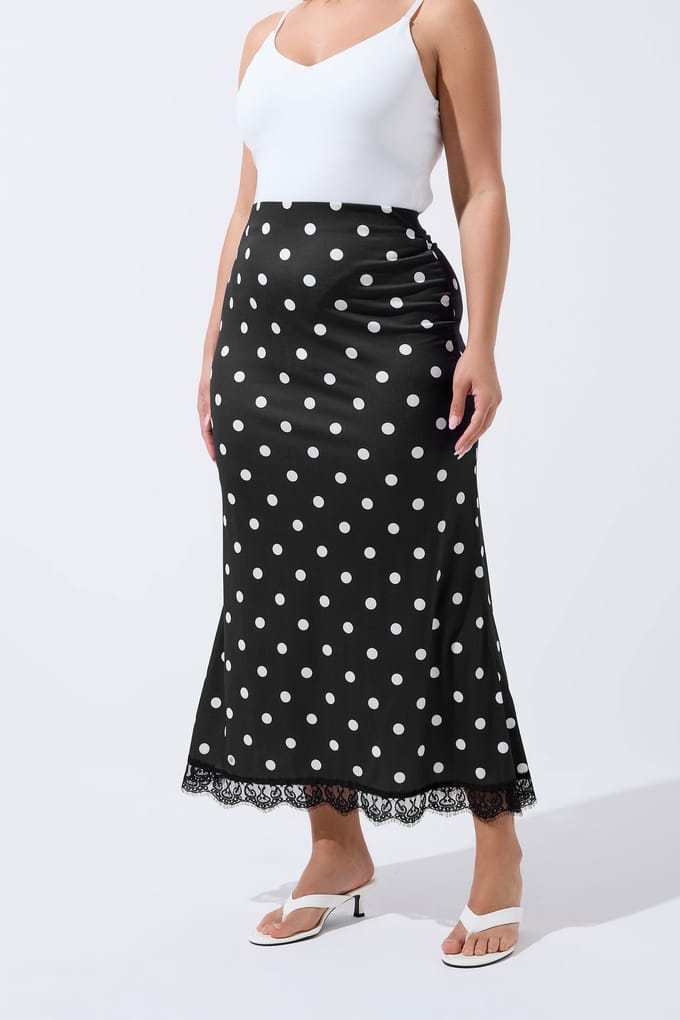 Limited Collection Zwarte Rok Met Stippen En Kanten Zoom Size 44