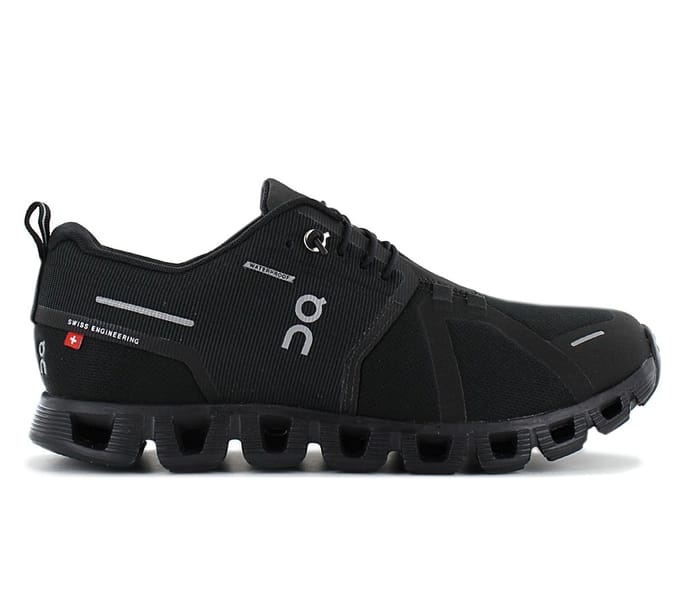 On Running Cloud 5 Waterdicht Helemaal Zwart (Vrouwen) 37 black